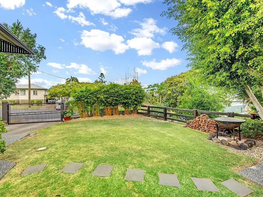 Holiday home Historic Character-Filled Jade Cottage Ipswich